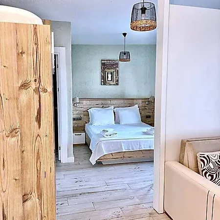 Aksoy Tas Ev Hotel *